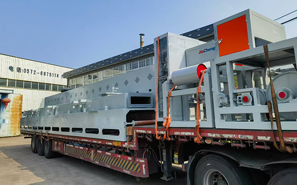 今日發(fā)貨安徽10區(qū)600寬光亮退火爐